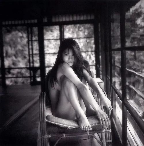 栗林知美