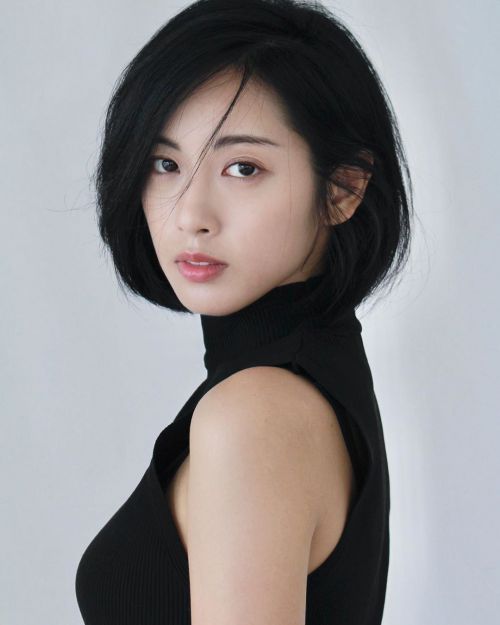 潘素英