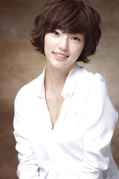 李艾