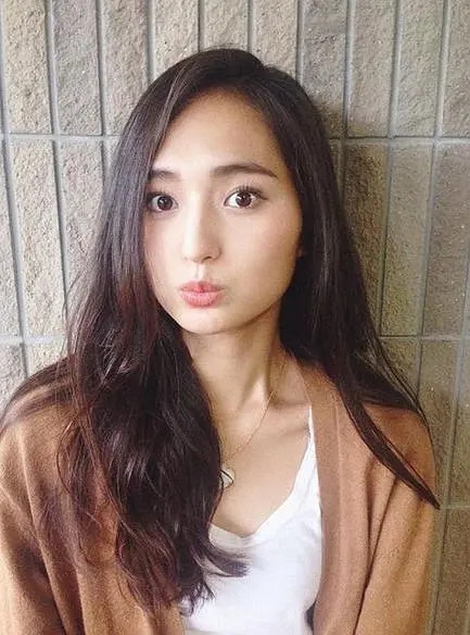 山贺琴子