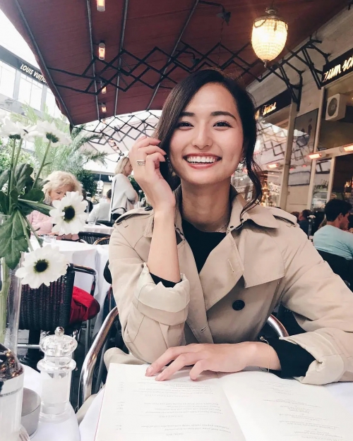 山贺琴子