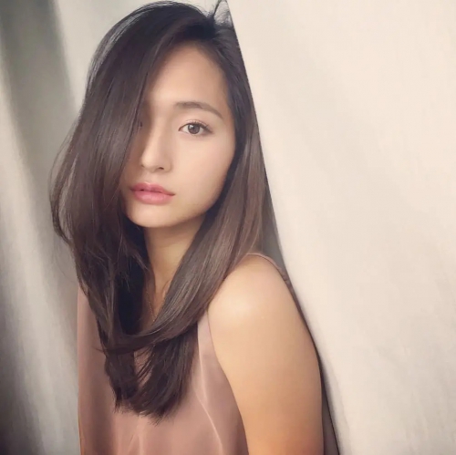 山贺琴子