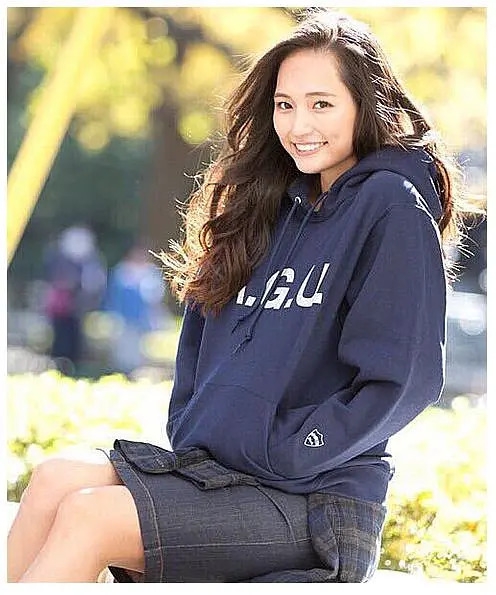 山贺琴子