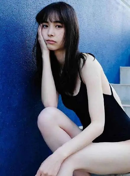 井桁弘恵