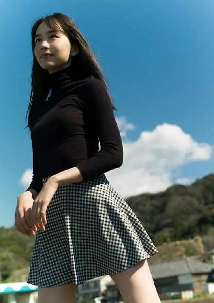 井桁弘恵