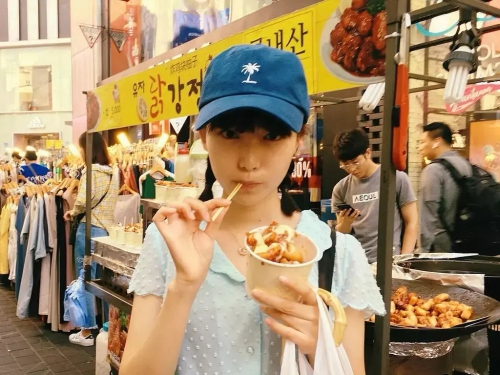 小川纱良