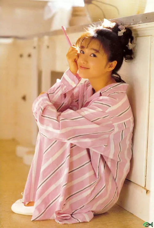 酒井法子