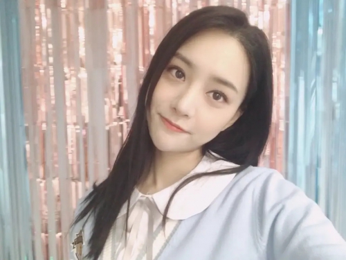 范琦文