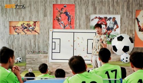 旋风十一人