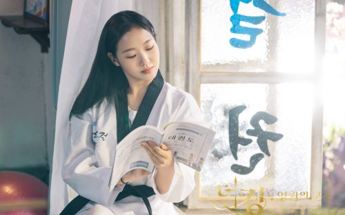 国王：永远的君主
