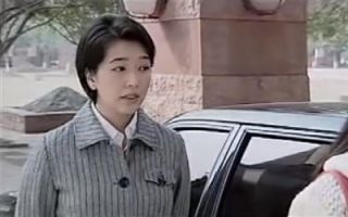 市长儿子糟蹋了小姑娘，市长夫人约小姑娘见面