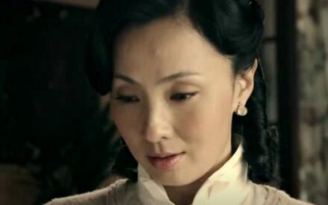 徐天妈妈为婚事到处张罗，一心一意为儿媳好，不愧是中国好婆婆