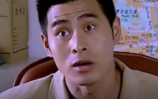 小律师大骂警察拿钱不办事，反被警察气的语无伦次，真是律师