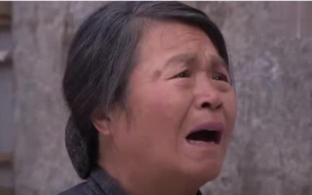 我的故乡晋察冀：大娘赶来安慰三七：不管犯啥错误，只要改了就行