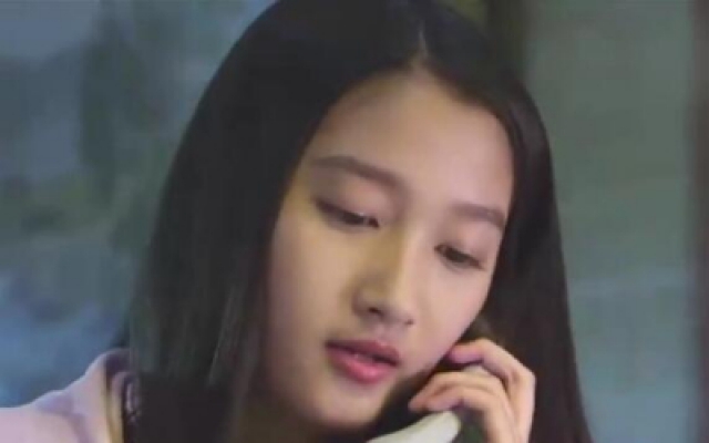 小美打电话说佟燕来找她了，竟没想到家里人那么激动，还说看好她