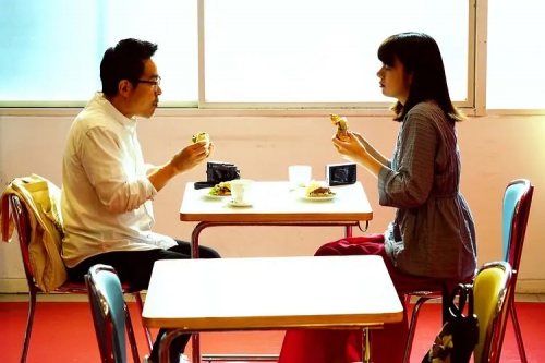 在名建筑里吃午餐 名建築で昼食を