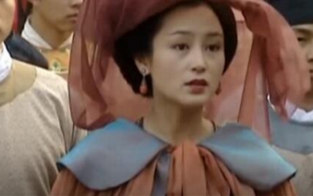 太平公主看到了长得酷似薛绍的脸，心中充满了期待