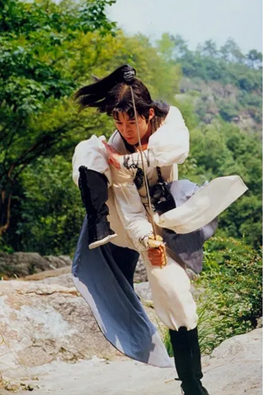 策马啸西风