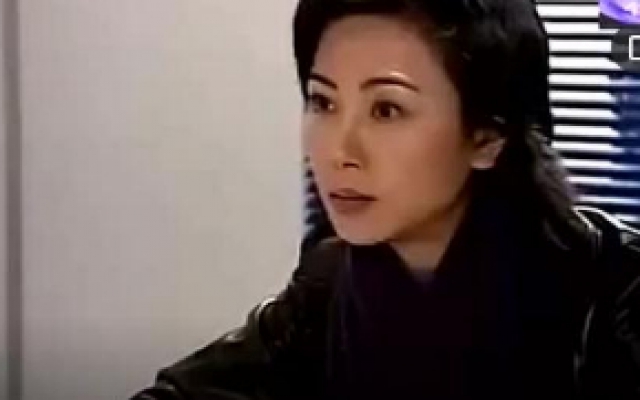 勇探实录：袁洁莹正在试婚纱 张家辉当场带走了她的涉案男友