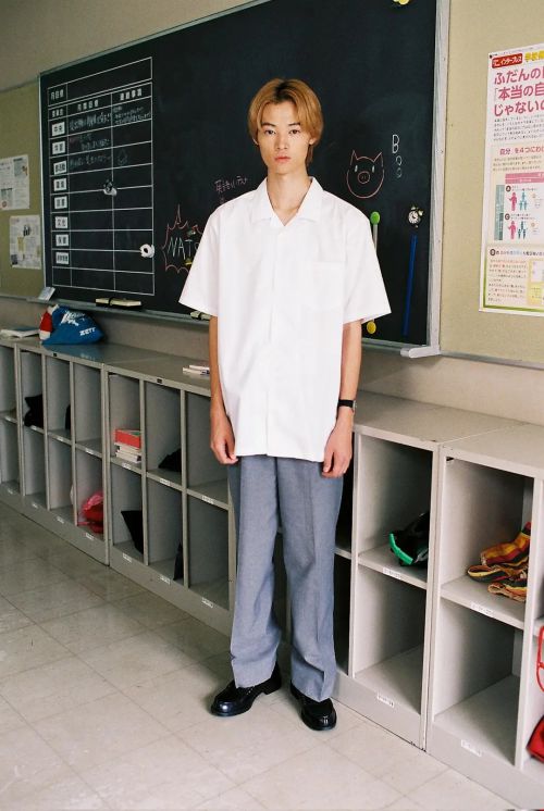 寄信人、是谁？ 差出人は、誰ですか？