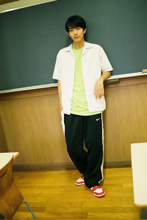 寄信人、是谁？ 差出人は、誰ですか？