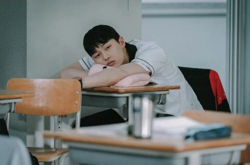 脆弱的英雄