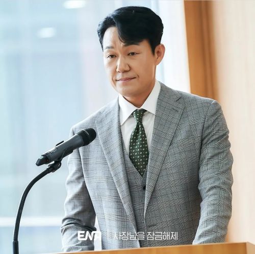 我把社长解锁了