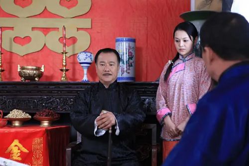 百媚千娇