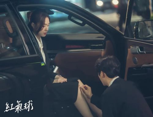 红气球