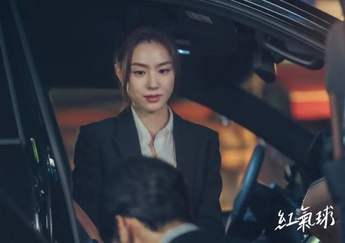 红气球
