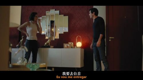 偷窥狂小姐