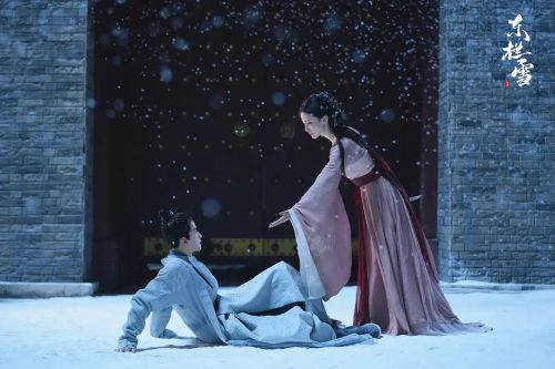 东栏雪