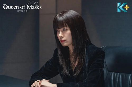 假面女王