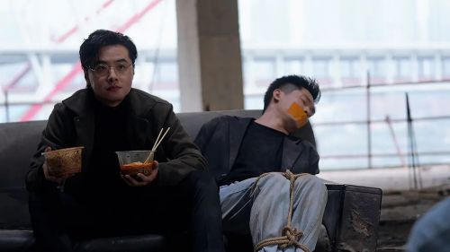 逃离那间房