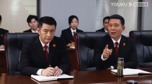 执行法官