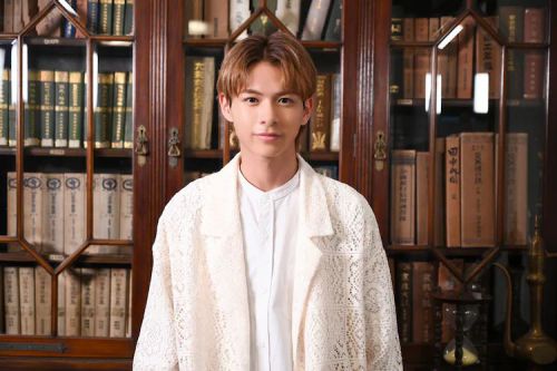 爬墙新娘年十八。 18歳、新妻、不倫します。